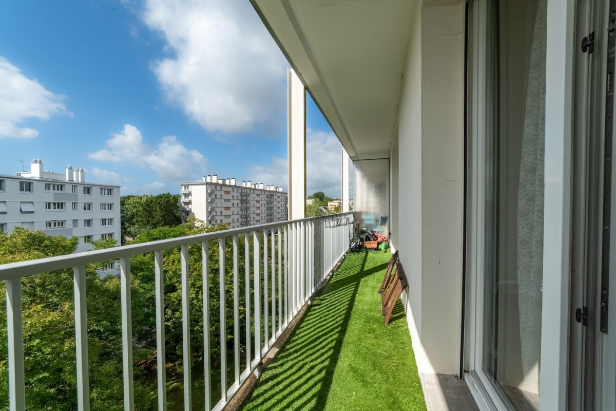 Nantes - Rp-de-Paris : Lumineux T4 au dernier étage