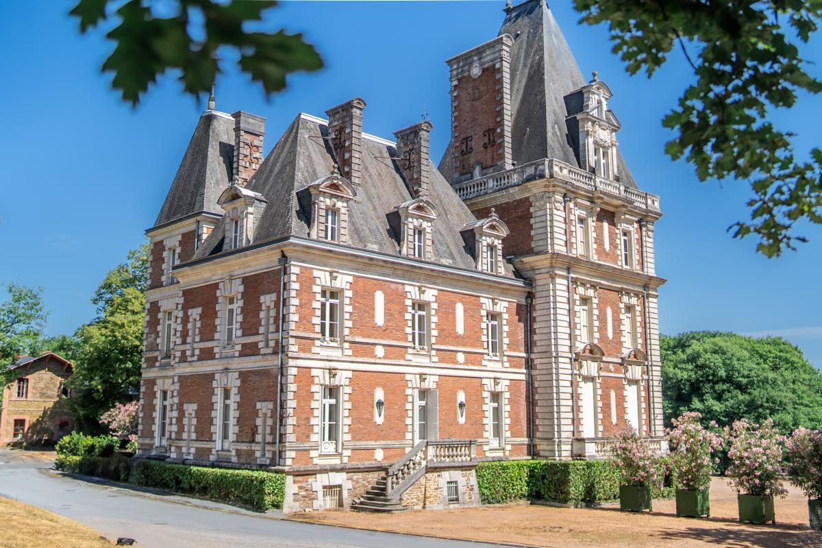 Nantes - Chateaubriant, venez découvrir ce château dans un cadre prestigieux