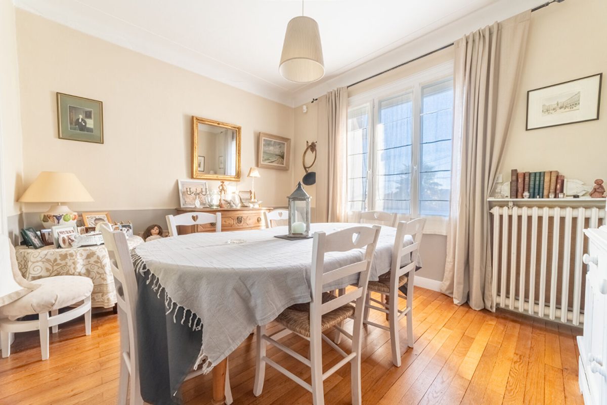 Nantes - ZOLA : Maison familiale de  6 chambres