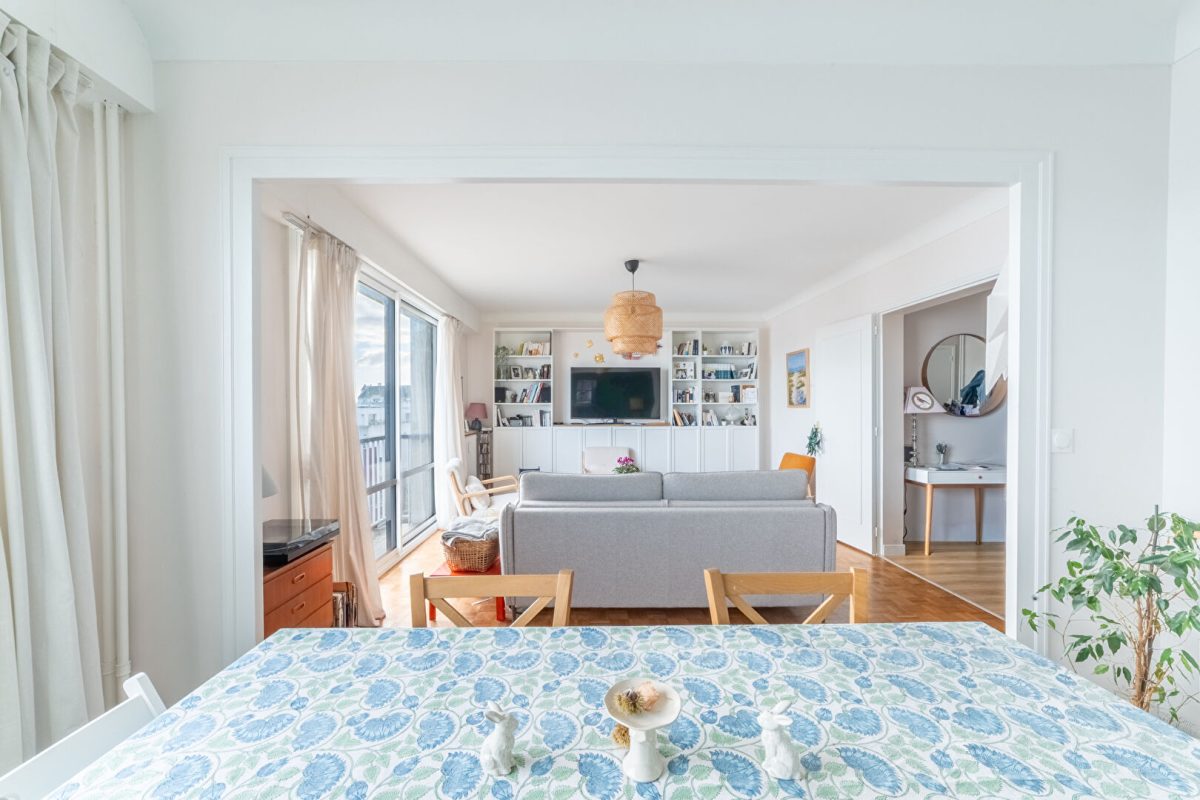 Nantes - Rd-pt Vannes : Grand T3-T4 en parfait état - ascenseur - parking