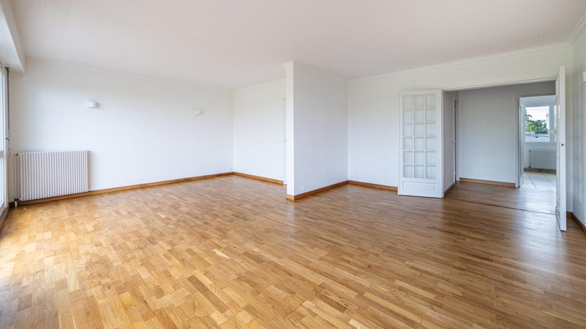 Nantes - Longchamp : T4 avec balcon, cave et parking