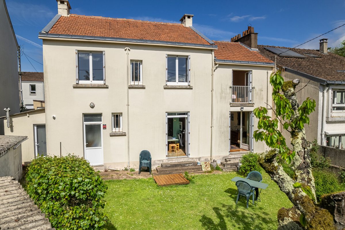 Parc de la Gaudinière: Belle maison familiale avec jardin sud - ouest