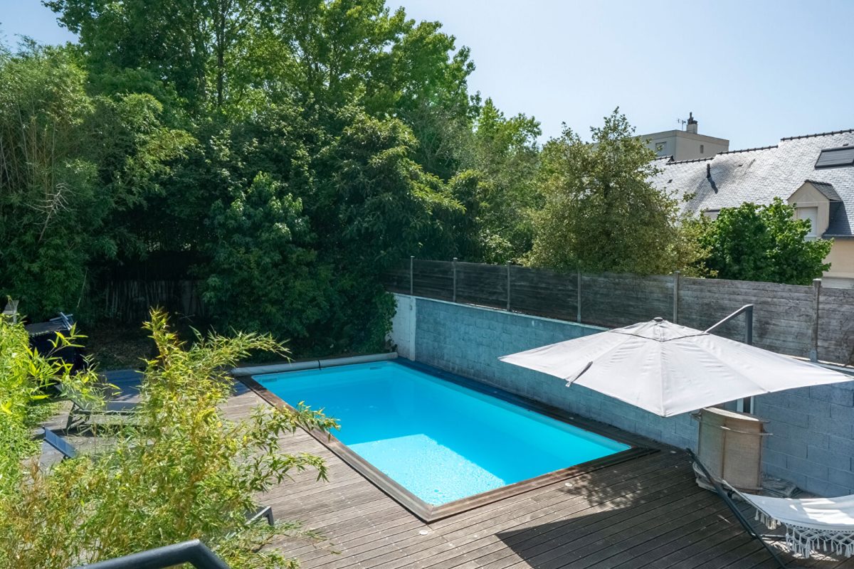 Nantes Longchamp, maison avec piscine et garage