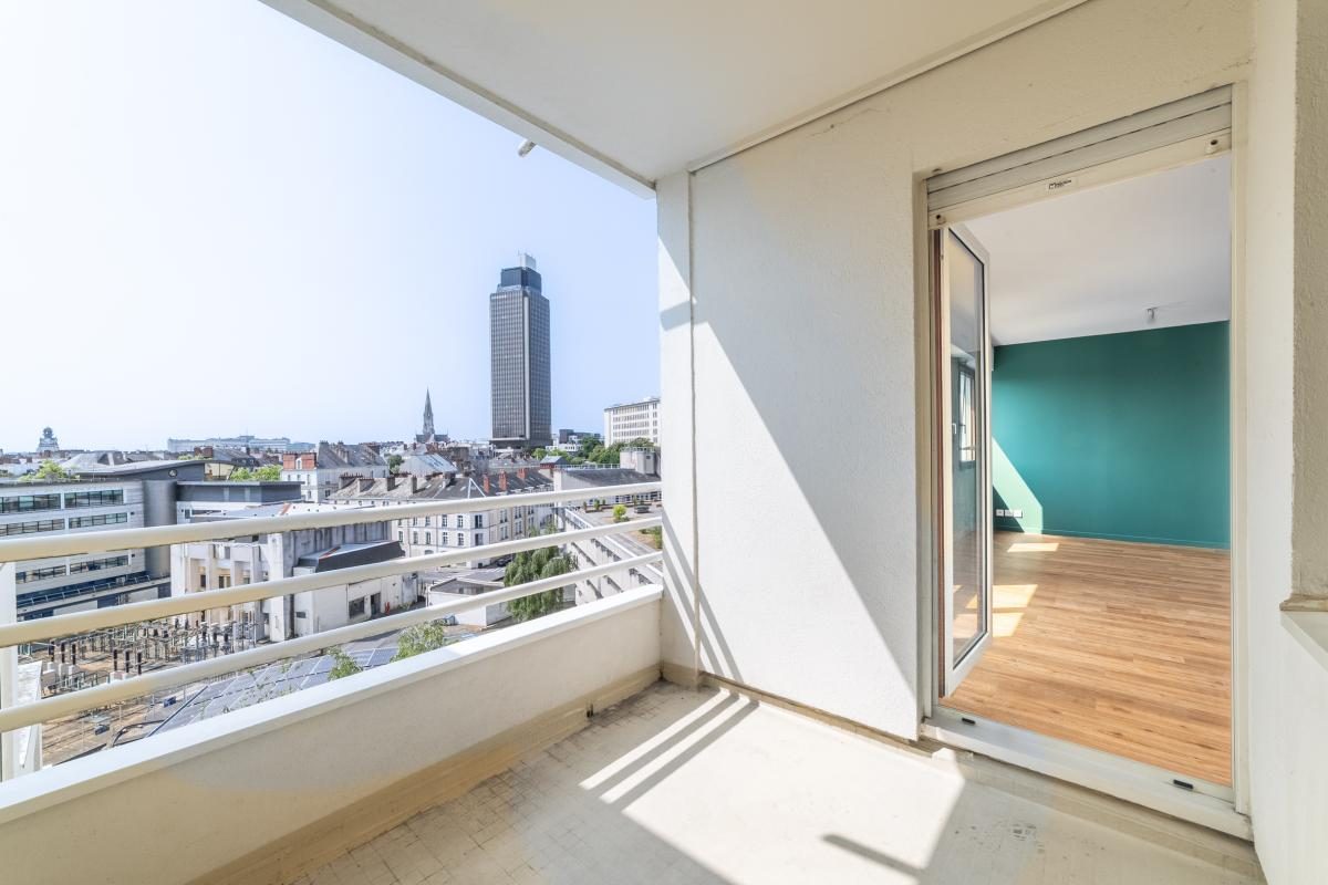 Nantes Centre-Ville St Mihiel, T2 avec terrasse, cave et possibilité garage
