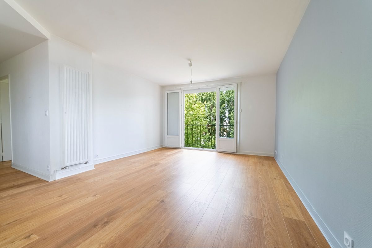 Nantes - Beauséjour : T3 avec balcon, cave et parking