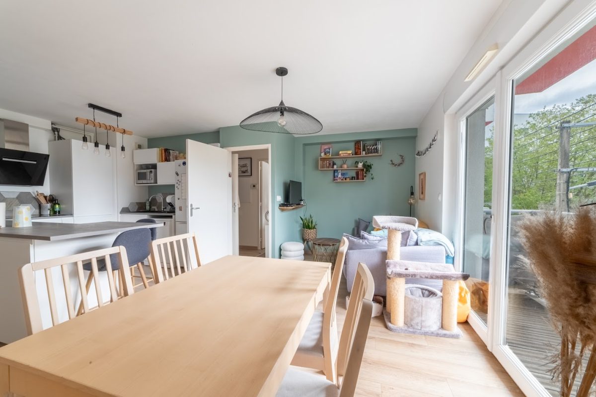 Nantes - Longchamp : Appartement avec terrasse en excellent état