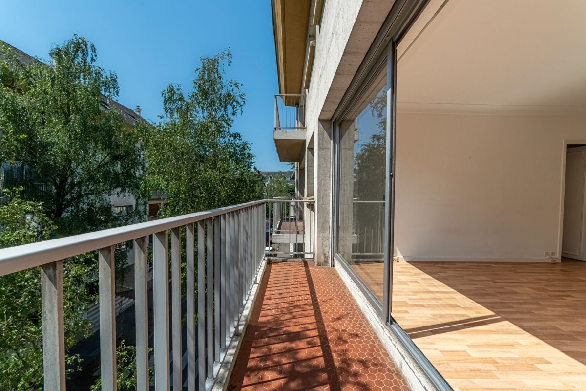 Nantes - Viarme / rue Russeil : Appartement T5 avec terrasse, ascenseur et parkings