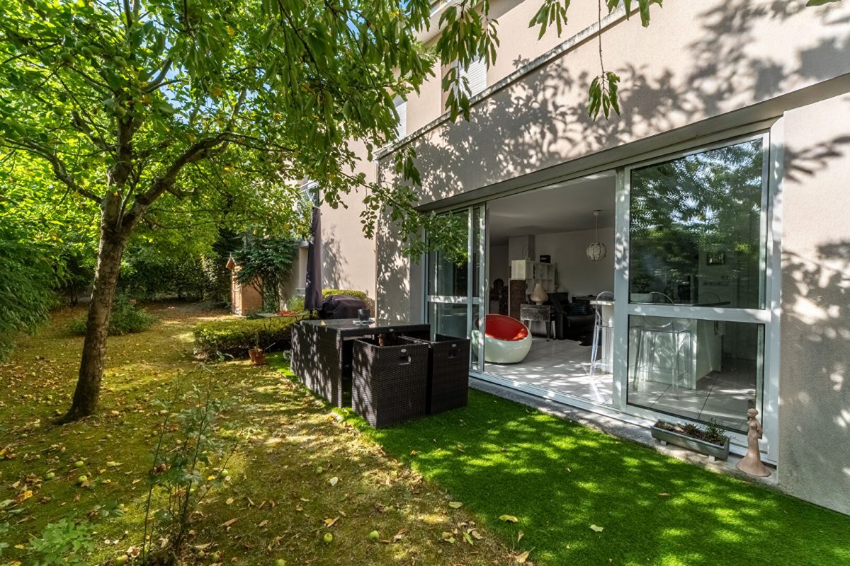 Nantes - Saint-Pasquier : Appartement T3 avec terrasse, jardin privatif et stationnement