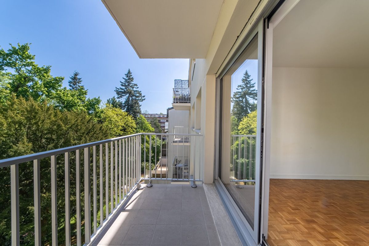 Nantes - Canclaux :  T5 avec balcon-terrasse, cave et parking