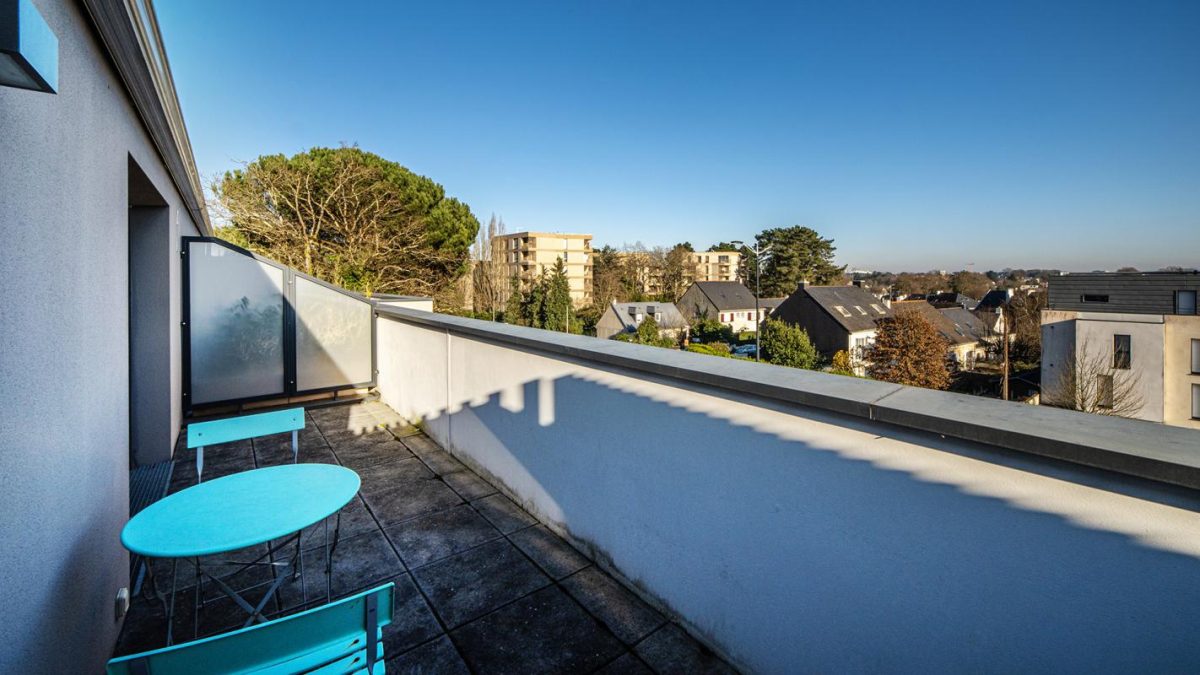 Nantes - Bourgeonnières : studio meublé avec terrasse