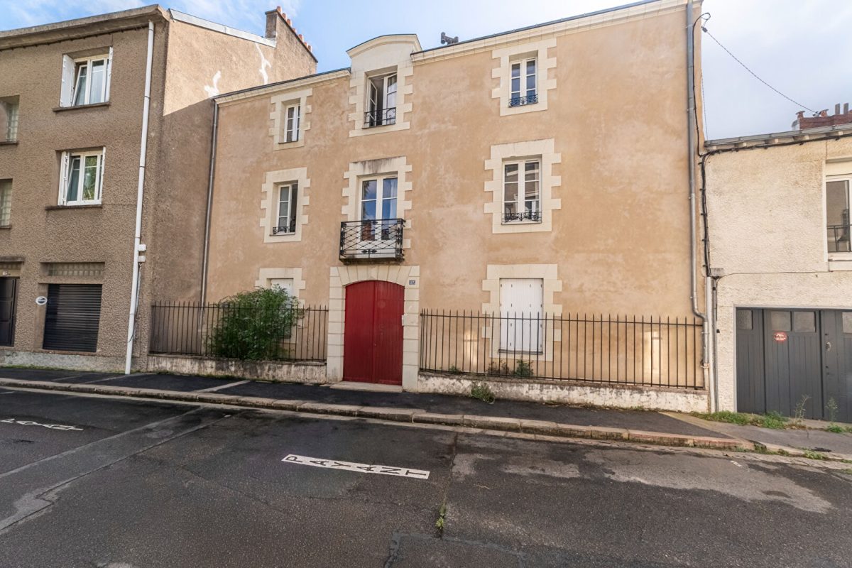 Immeuble d'habitation - Saint Donatien 12 appartements